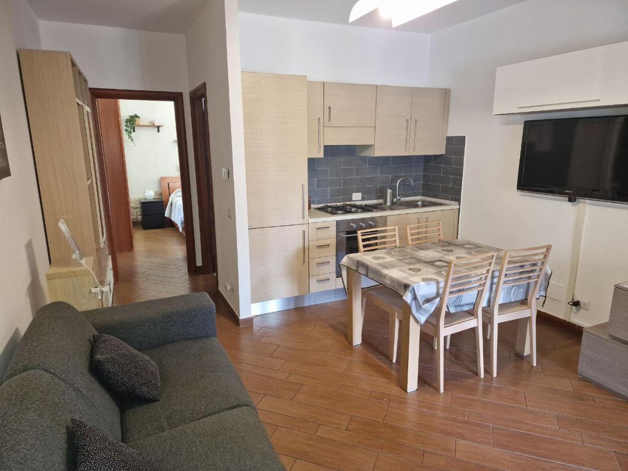 Domus Livio, 7 Min Fco Airport, Free Wifi, Garden Apartment, 2 Tv Hd Fiumicino Exterior foto
