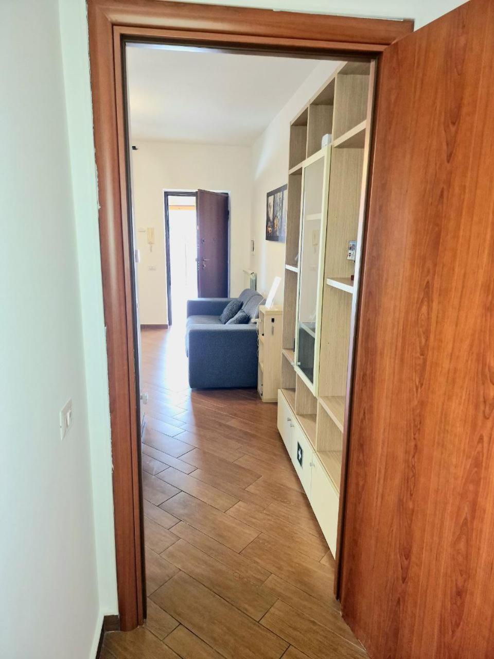 Domus Livio, 7 Min Fco Airport, Free Wifi, Garden Apartment, 2 Tv Hd Fiumicino Exterior foto