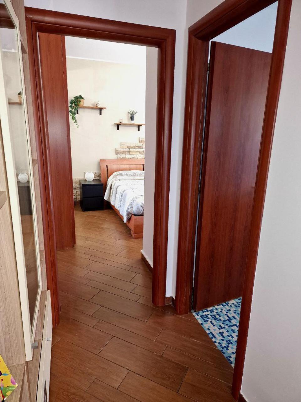 Domus Livio, 7 Min Fco Airport, Free Wifi, Garden Apartment, 2 Tv Hd Fiumicino Exterior foto